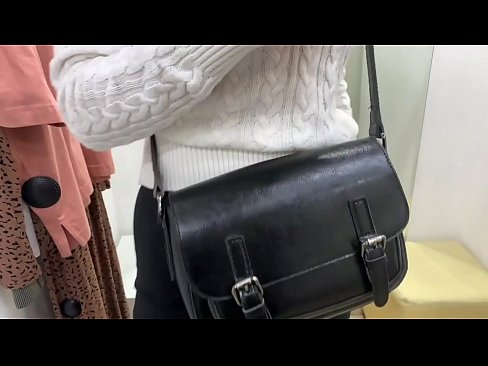 ❤️ Фитинг бөлмөсүндө жаш канчык FeralBerryди дилдо менен коомдук мастурбациялоо ️❌ Сонун порно ky.porn-list.ru ️❤